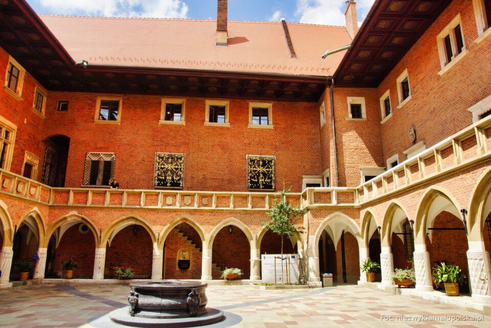 Gothic arcaded courtyard of Collegium Maius, the oldest building of the Jagiellonian University in Kraków