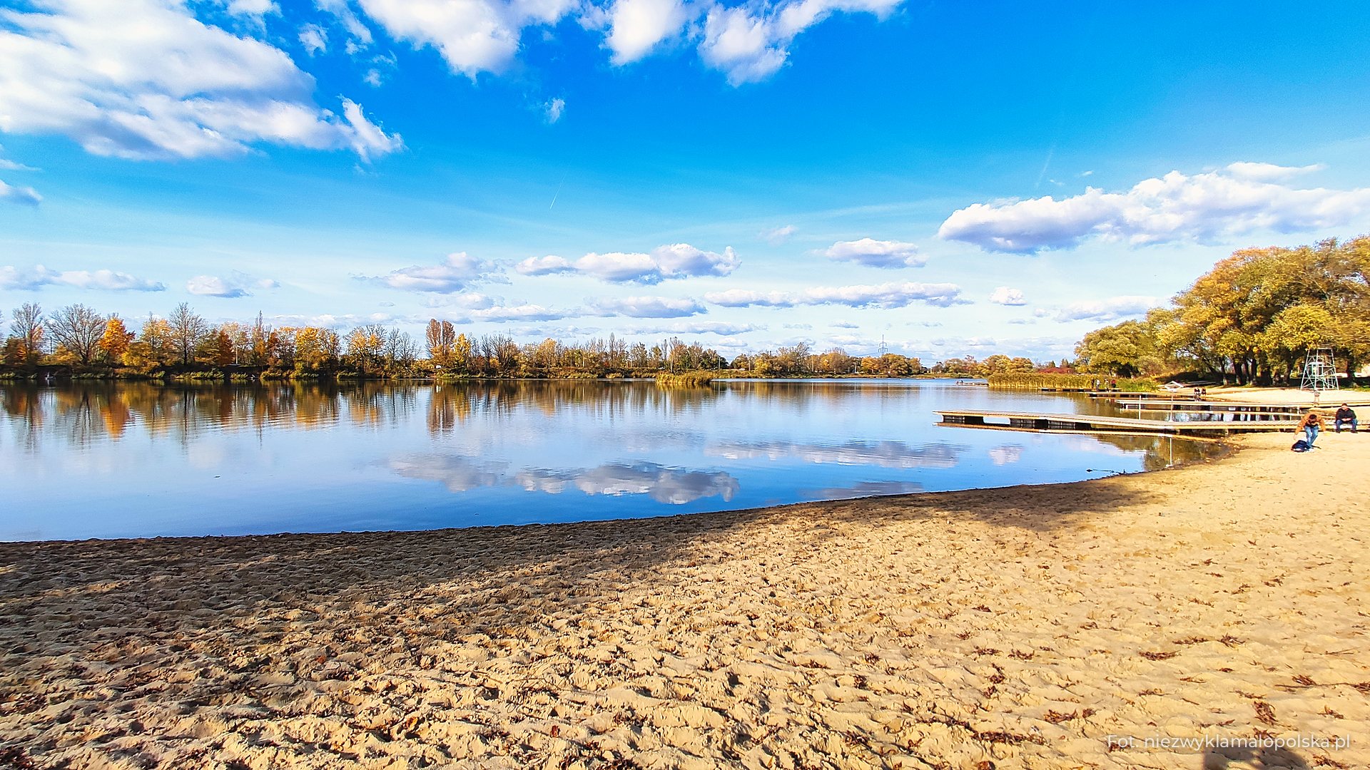 Plaża w Przylasku Rusieckim poza sezonem